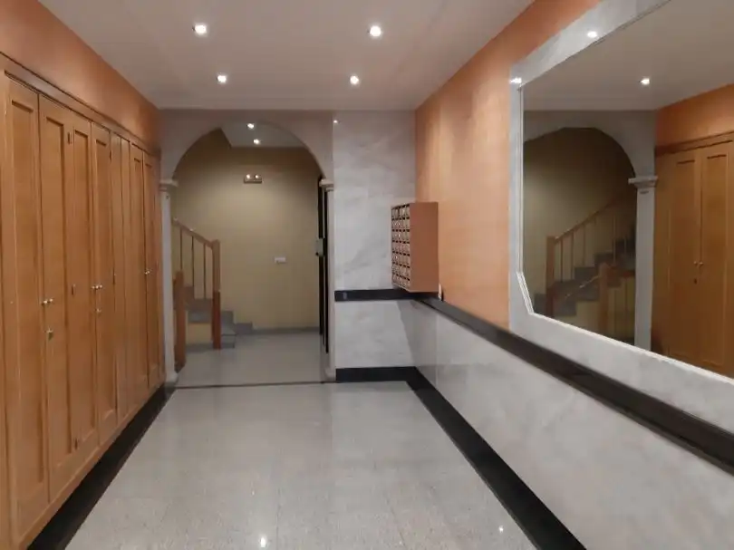 Apartamento de alquiler en Sarria con Calefacción, Parquet y Trastero