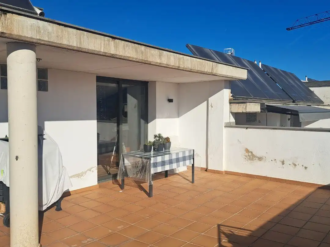 Dúplex en venda a Plaça Catalunya, 5, Llinars del Vallès Terrassa de Dúplex en venda en Llinars del Vallès amb Terrassa i Piscina
