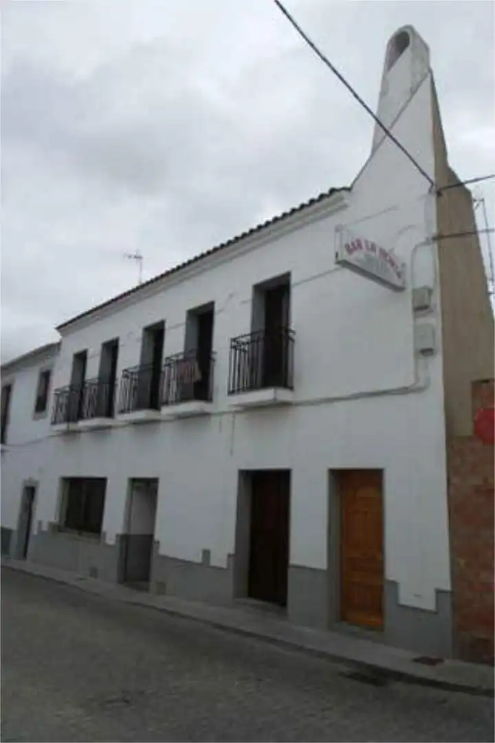 Local de alquiler en Añora Vista exterior de Local de alquiler en Añora