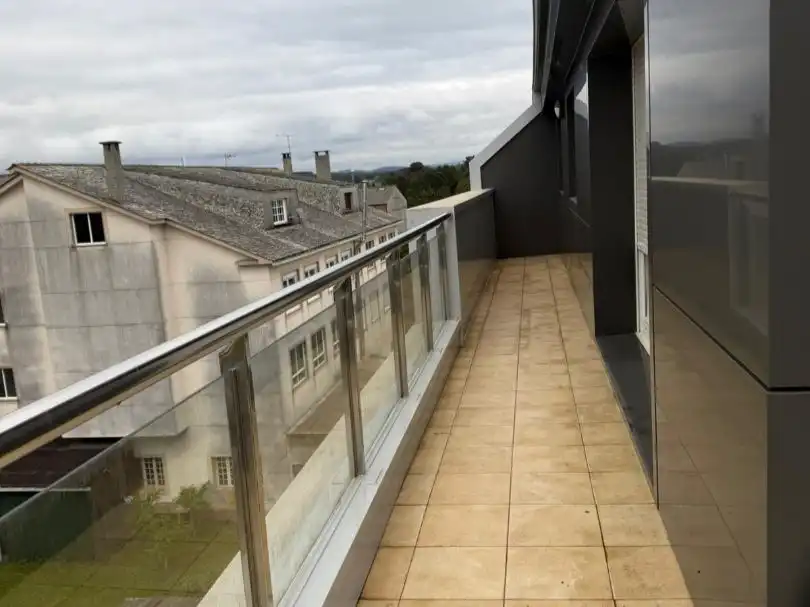 Flat for rent in Avenida Terra Chá, 46, Castro de Rei Terrace of Flat for rent in Castro de Rei with Heating, Private garden and Parquet flooring
