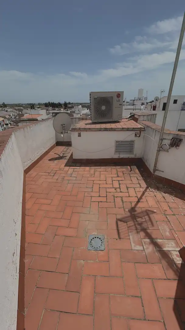 Piso en venta en Avenida de Cádiz, 87, Los Palacios y Villafranca Terraza de Piso en venta en Los Palacios y Villafranca con Aire acondicionado, Terraza y Amueblado