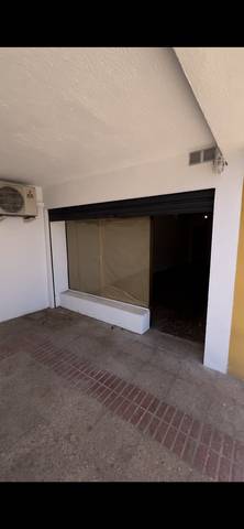 Local comercial en Alquiler en Avenida Ferrandis Salvador, 124 en Els Terrers