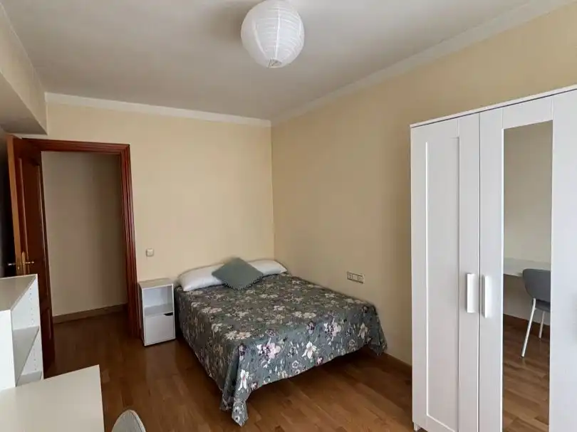 Flat for rent in Calle Juan del Rey, 5, Barrio del Centro Bedroom of Flat for rent in Salamanca with Heating, Furnished and Balcony