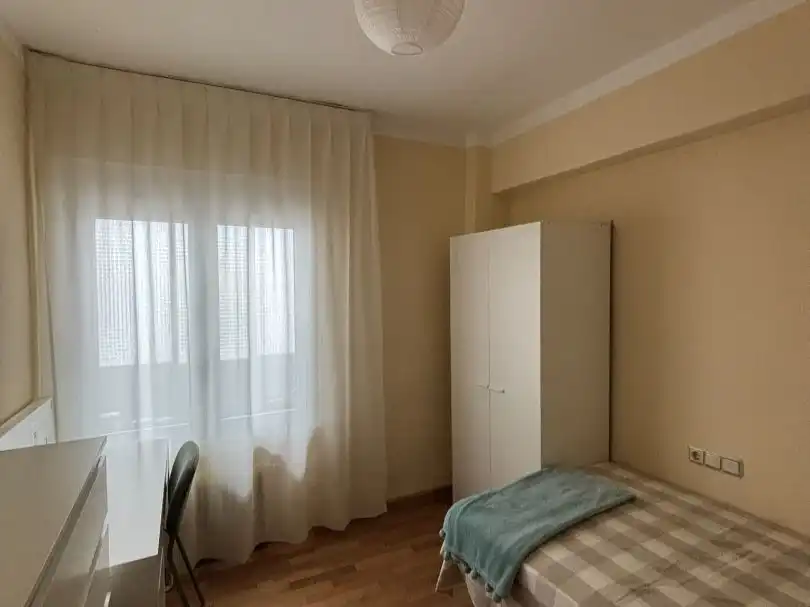 Flat for rent in Calle Juan del Rey, 5, Barrio del Centro Bedroom of Flat for rent in Salamanca with Heating, Furnished and Balcony