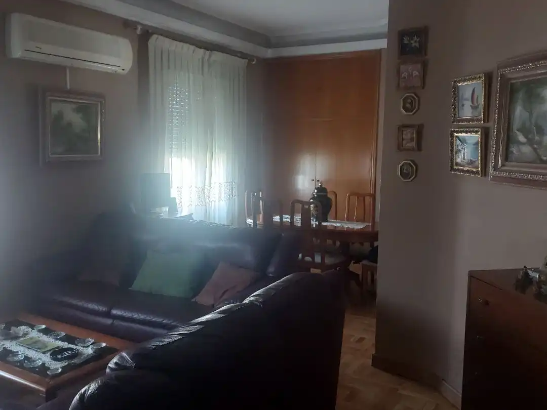 Piso en venta en Calle de Pamplona, 4, Bellas Vistas Sala de estar de Piso en venta en Madrid Capital con Aire acondicionado, Terraza y Balcón