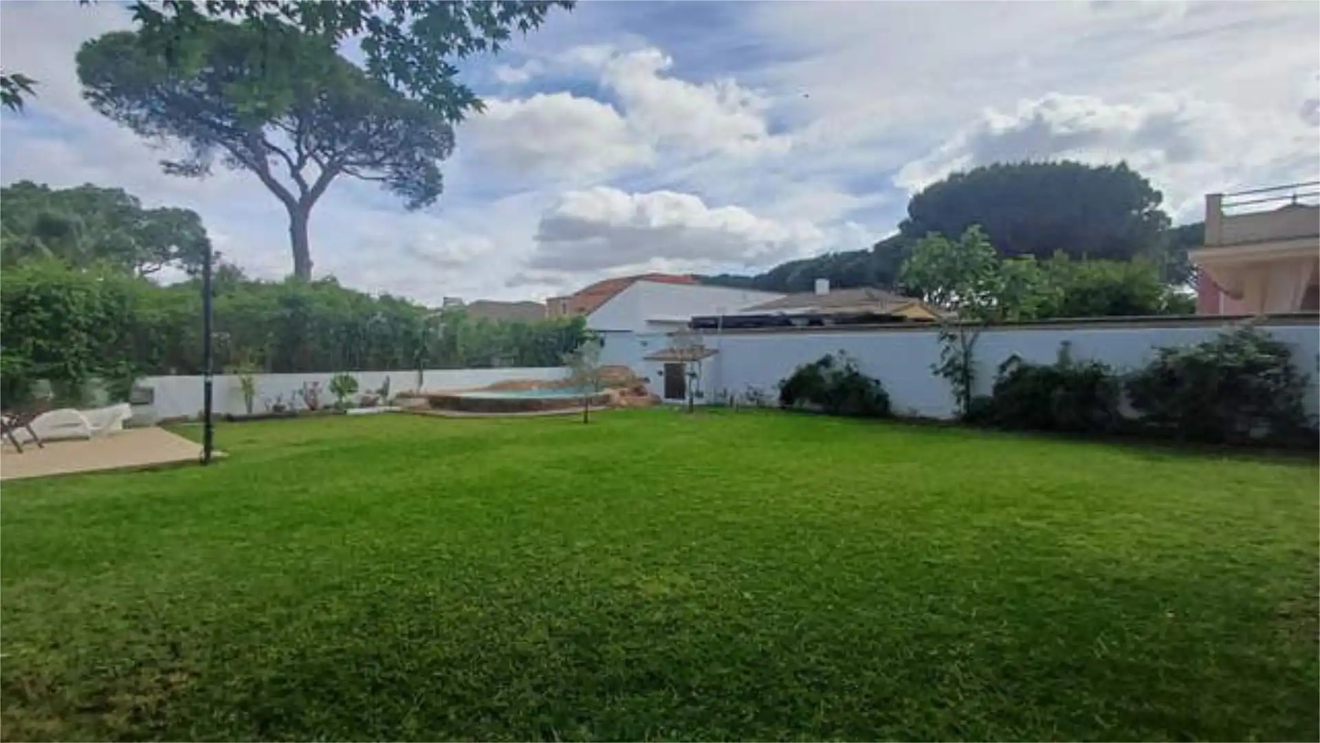 Jardí de Casa adosada en venda en Aljaraque amb Terrassa i Piscina