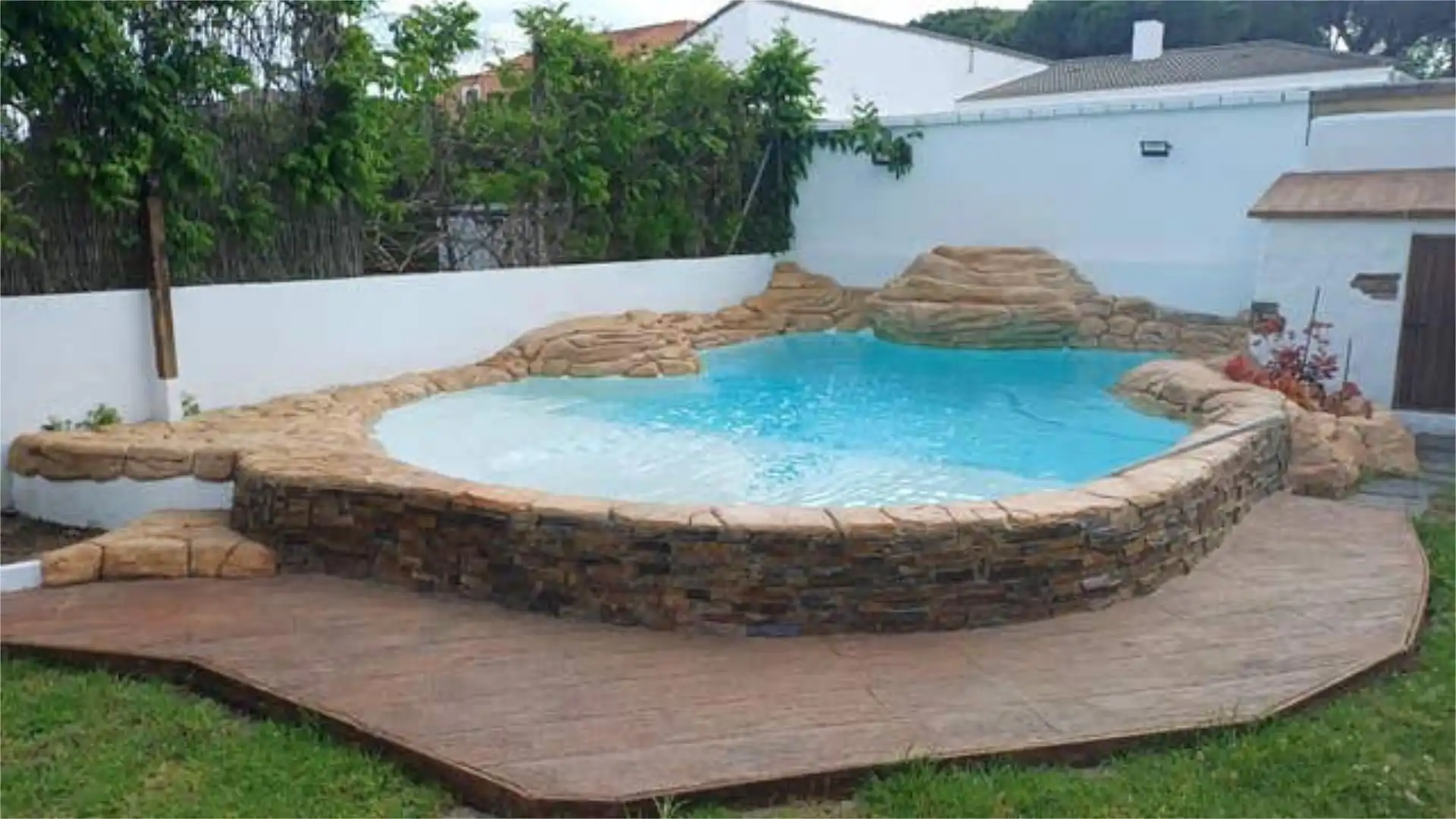 Casa adosada en venda a Bellavista Piscina de Casa adosada en venda en Aljaraque amb Terrassa i Piscina