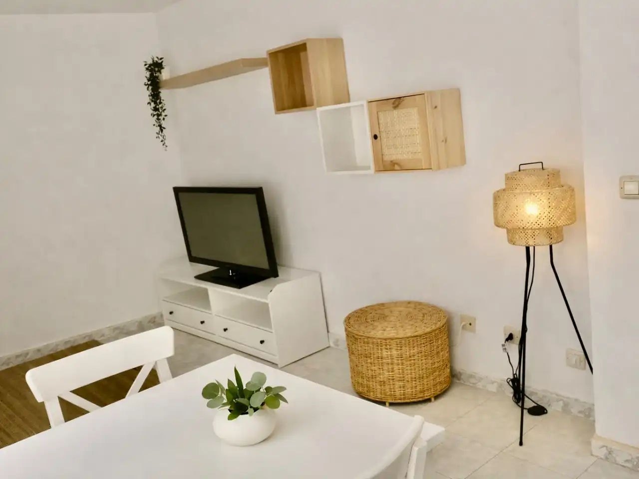 Living room of Flat for sale in Ferrol  with Heating, Storage room and Furnished