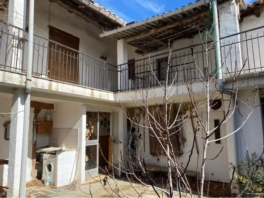 Finca rústica en venda a Calle Real, 3, Urdiales del Páramo Vista exterior de Finca rústica en venda en Urdiales del Páramo amb Calefacció, Terrassa i Moblat