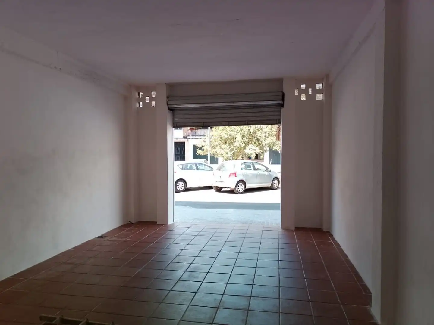 Local en venda a Pasaje Escritor Narbona, 4, Huerta de la Reina - Trassierra Local en venda en Córdoba