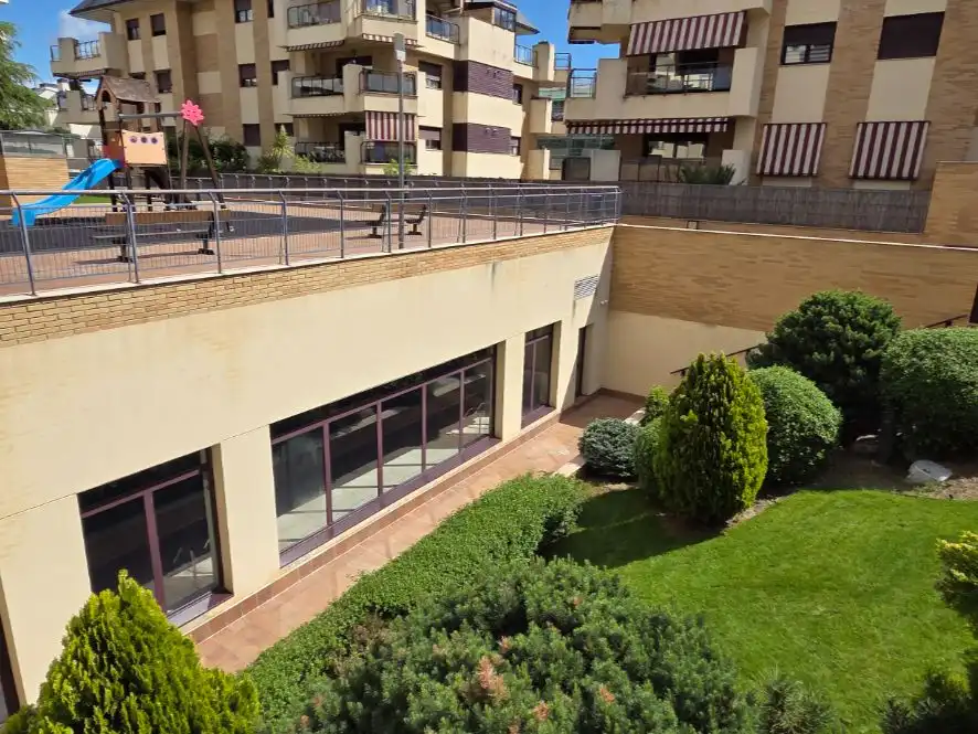 Wohnung zum Verkauf in Calle Mariano Barbacid, 6, Viñas Viejas Außenansicht von Wohnung zum Verkauf in Boadilla del Monte mit Klimaanlage, Heizung und Privatgarten