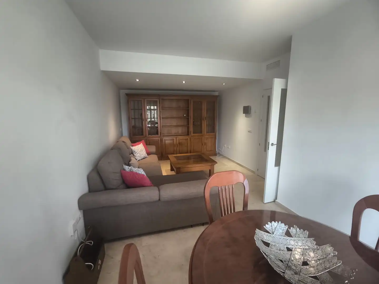 Living room of Detached homes for rent in Dos Hermanas  with Air Conditioner, Heating and Parquet flooring