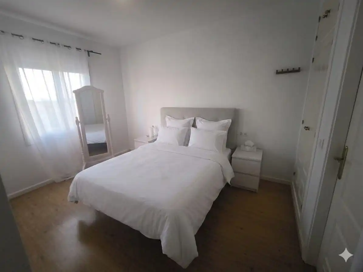 Bedroom of Detached homes for rent in Dos Hermanas  with Air Conditioner, Heating and Parquet flooring