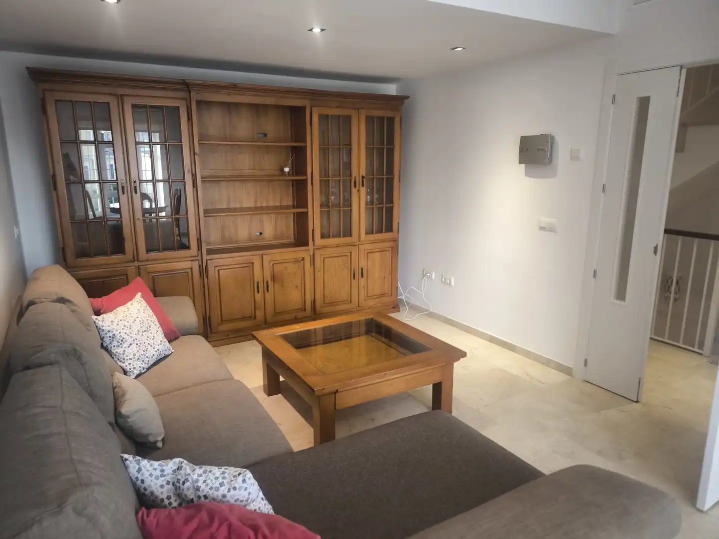 Living room of Detached homes for rent in Dos Hermanas  with Air Conditioner, Heating and Parquet flooring