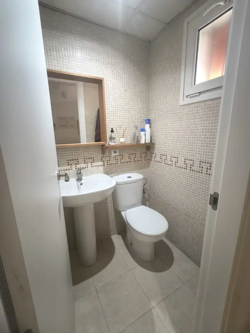 Bathroom of Detached homes for rent in Dos Hermanas  with Air Conditioner, Heating and Parquet flooring