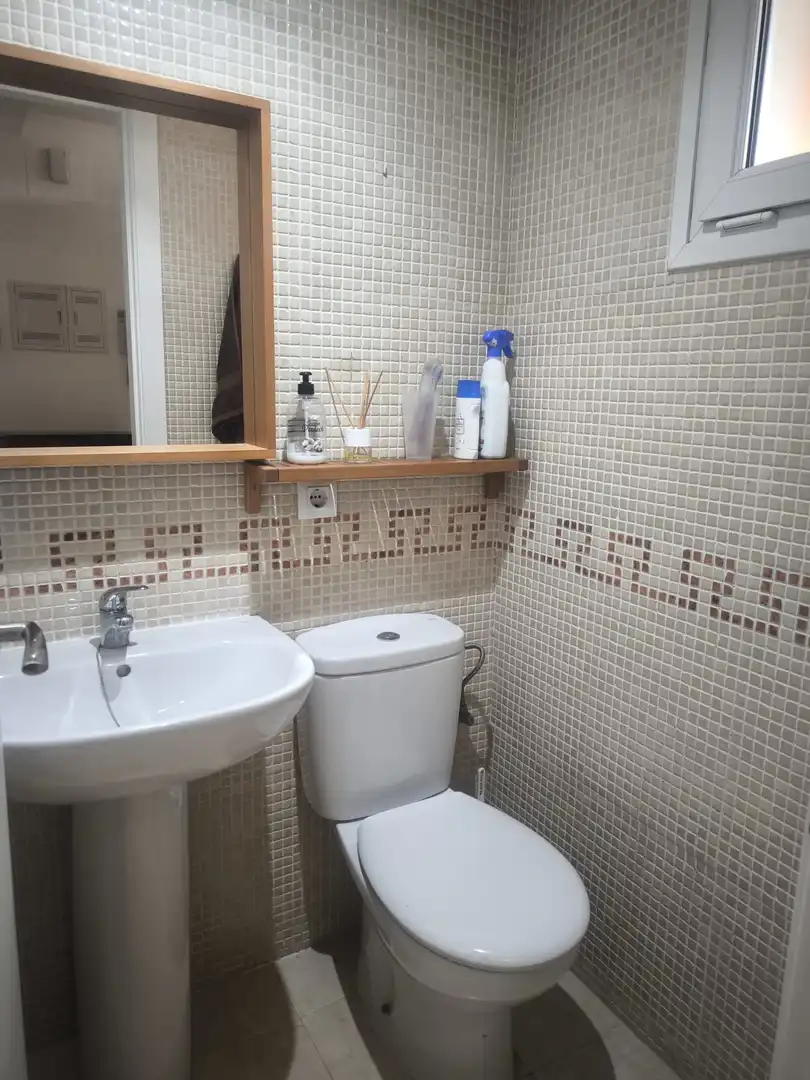 Bathroom of Detached homes for rent in Dos Hermanas  with Air Conditioner, Heating and Parquet flooring