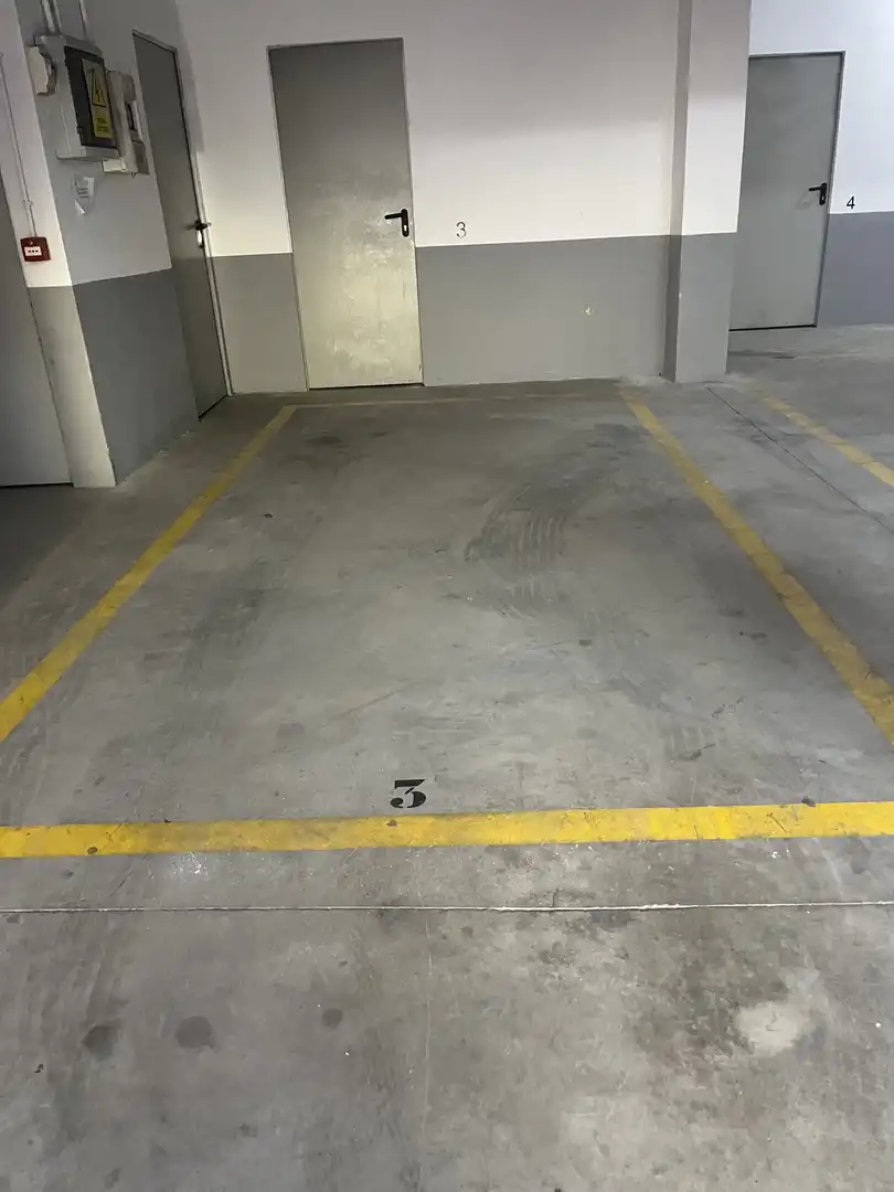 Parkplatz von Garage zum Verkauf in Llucmajor