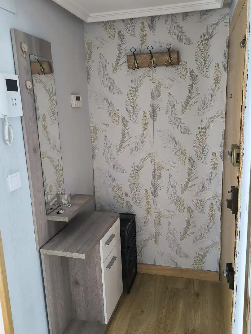 Bany de Pis de lloguer en Oviedo  amb Balcó