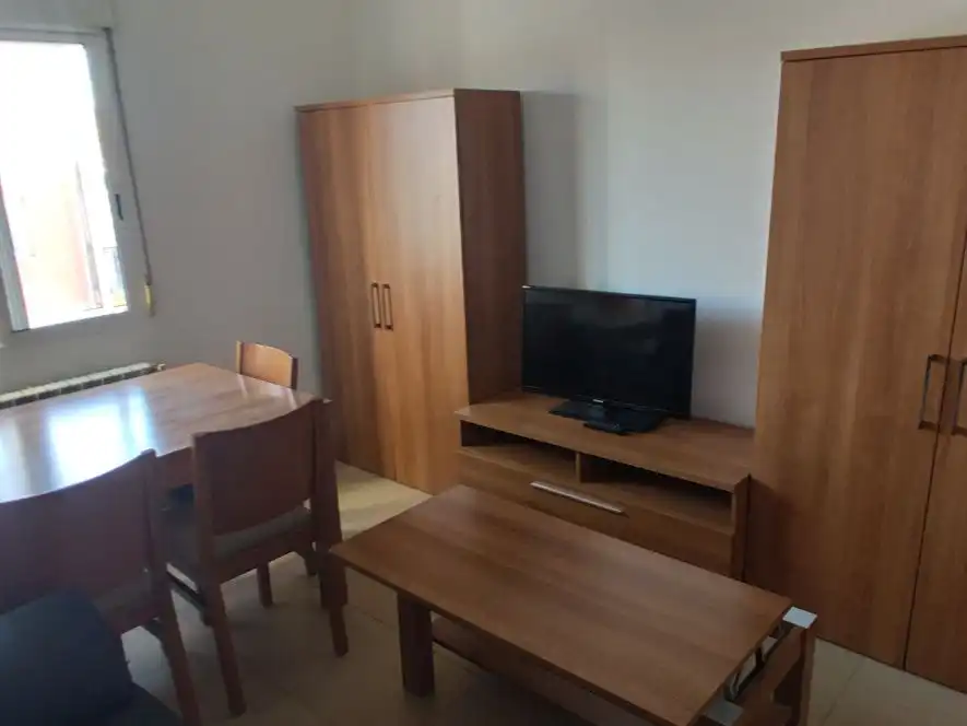 Flat for rent in Calle de Casasola, 8, Vadillos Living room of Flat for rent in Valladolid with Heating, Terrace and Furnished