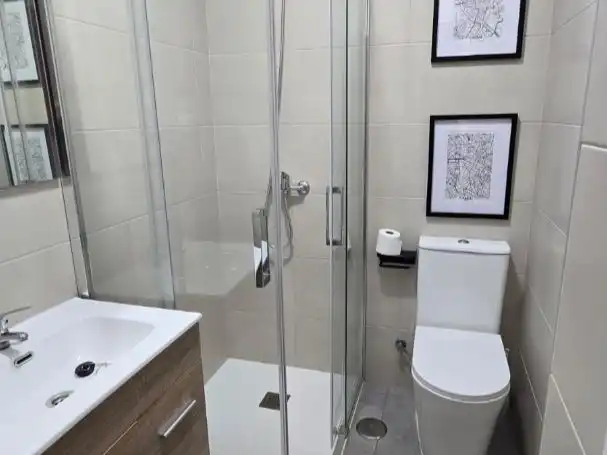 Dúplex de alquiler en Calle Drago, 5, Corralejo Baño de Dúplex de alquiler en La Oliva con Parquet, Terraza y Piscina