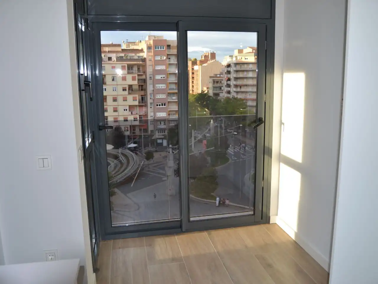 Attic for rent in Plaça Ricard Vinyes, 2, Lleida Capital Balcony of Attic for rent in Lleida Capital with Air Conditioner and Terrace