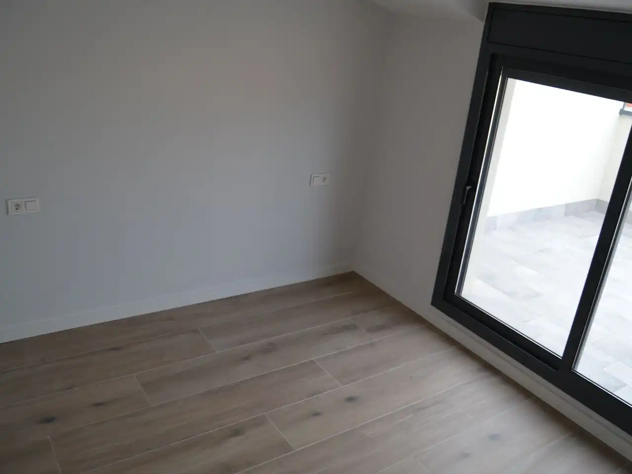 Attic for rent in Plaça Ricard Vinyes, 2, Lleida Capital Bedroom of Attic for rent in Lleida Capital with Air Conditioner and Terrace