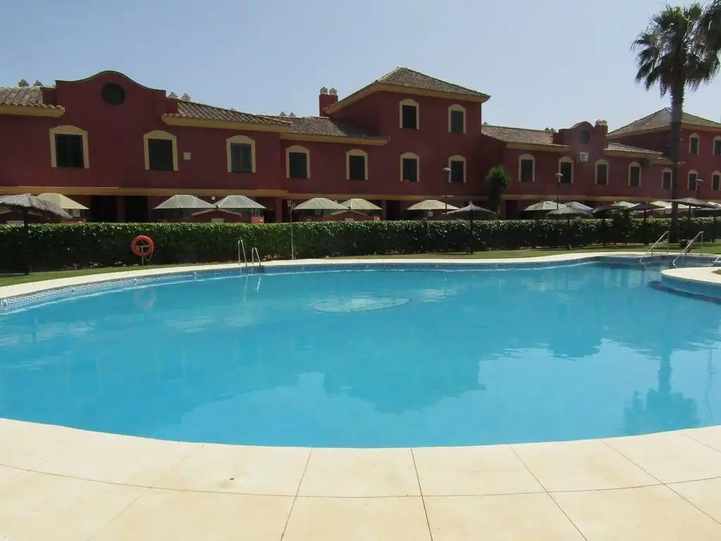 Flat for rent in Avenida del Deporte, Islantilla Golf Swimming pool of Flat for rent in Islantilla with Private garden, Terrace and Storage room