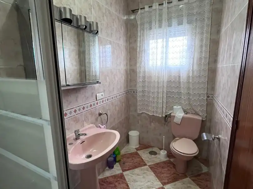 Badezimmer von Wohnung zum Verkauf in Nerva mit Klimaanlage, Terrasse und Abstellraum