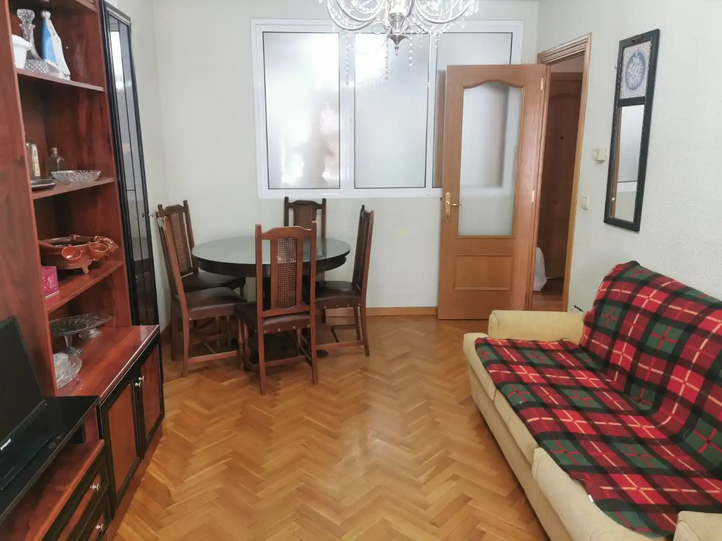 Sala de estar de Apartamento de alquiler en León Capital  con Calefacción, Parquet y Terraza