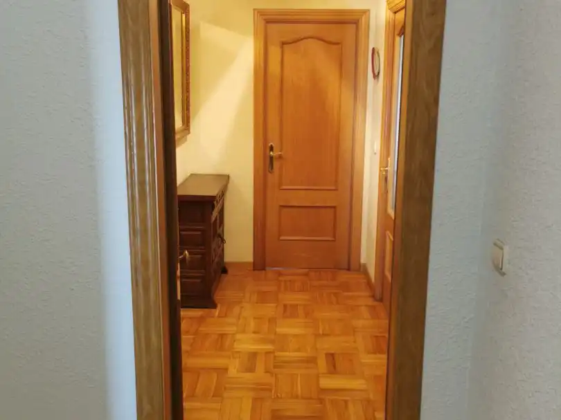 Apartament de lloguer en León Capital  amb Calefacció, Parquet i Terrassa