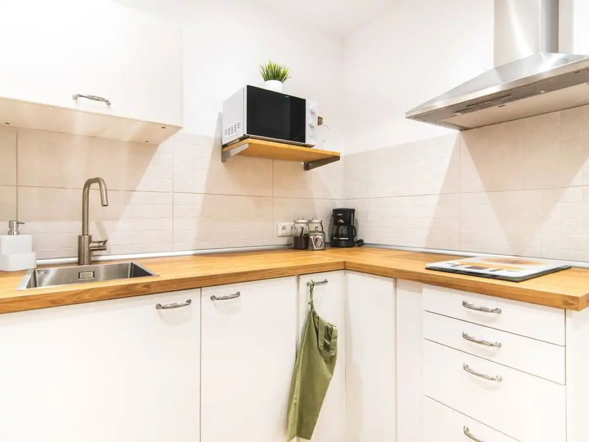 Apartament de lloguer a Calle Kant, 5, Isleta - Puerto - Guanarteme Cuina de Apartament de lloguer en Las Palmas de Gran Canaria amb Aire condicionat i Balcó