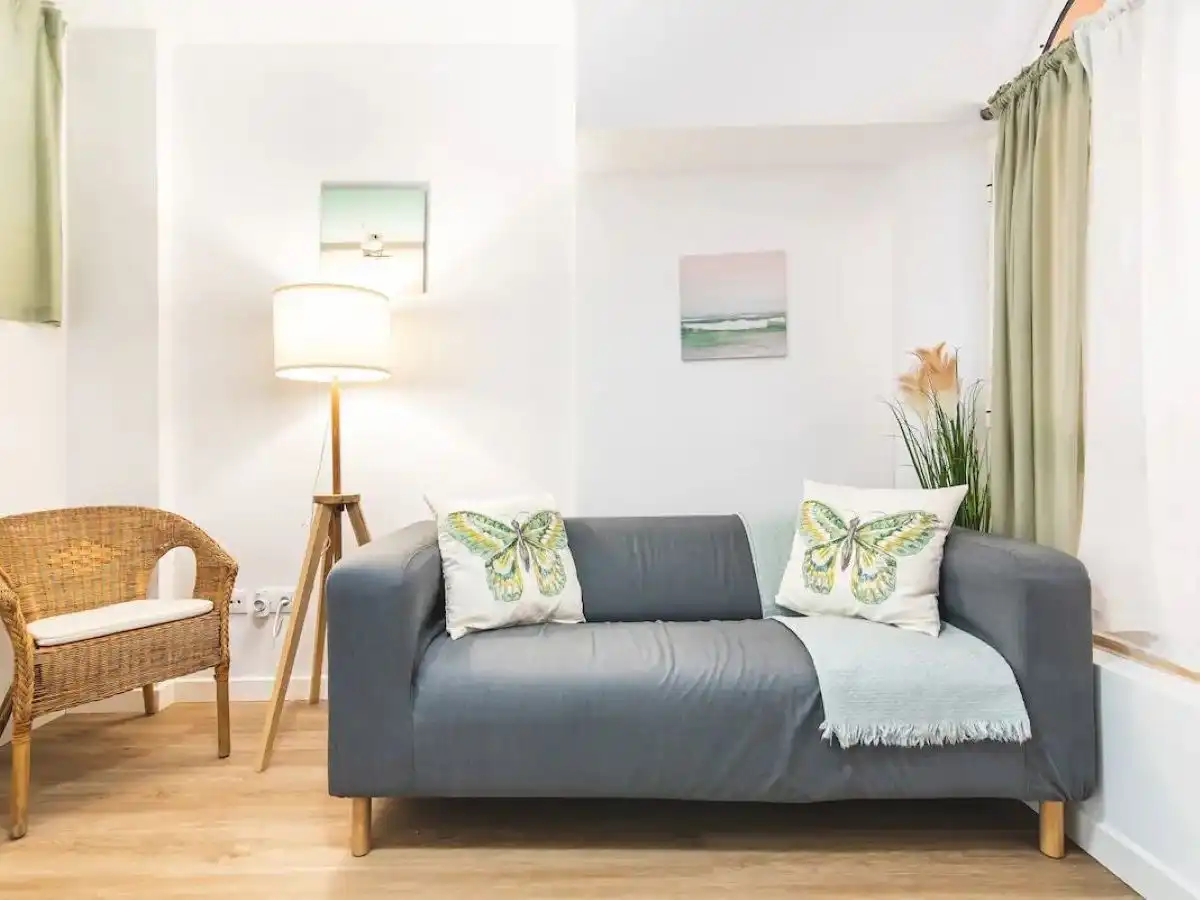 Apartament de lloguer a Calle Kant, 5, Isleta - Puerto - Guanarteme Sala d'estar de Apartament de lloguer en Las Palmas de Gran Canaria amb Aire condicionat i Balcó