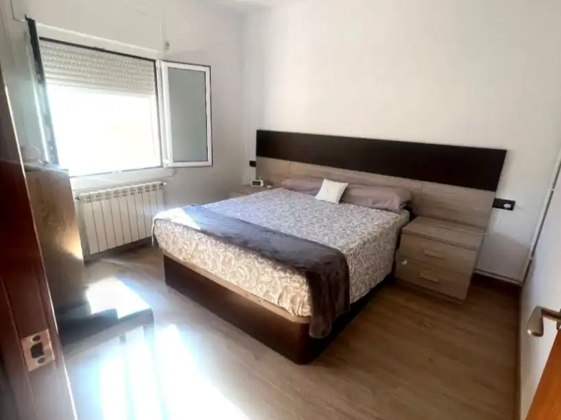 Piso en venta en Carrer de Les Delícies, 15, Cirera Habitación de Piso en venta en Mataró con Aire acondicionado y Terraza