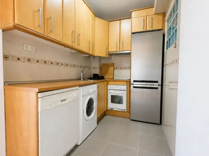 Kitchen of Flat for rent in Madrid  with Air Conditioner, Heating and Parquet flooring