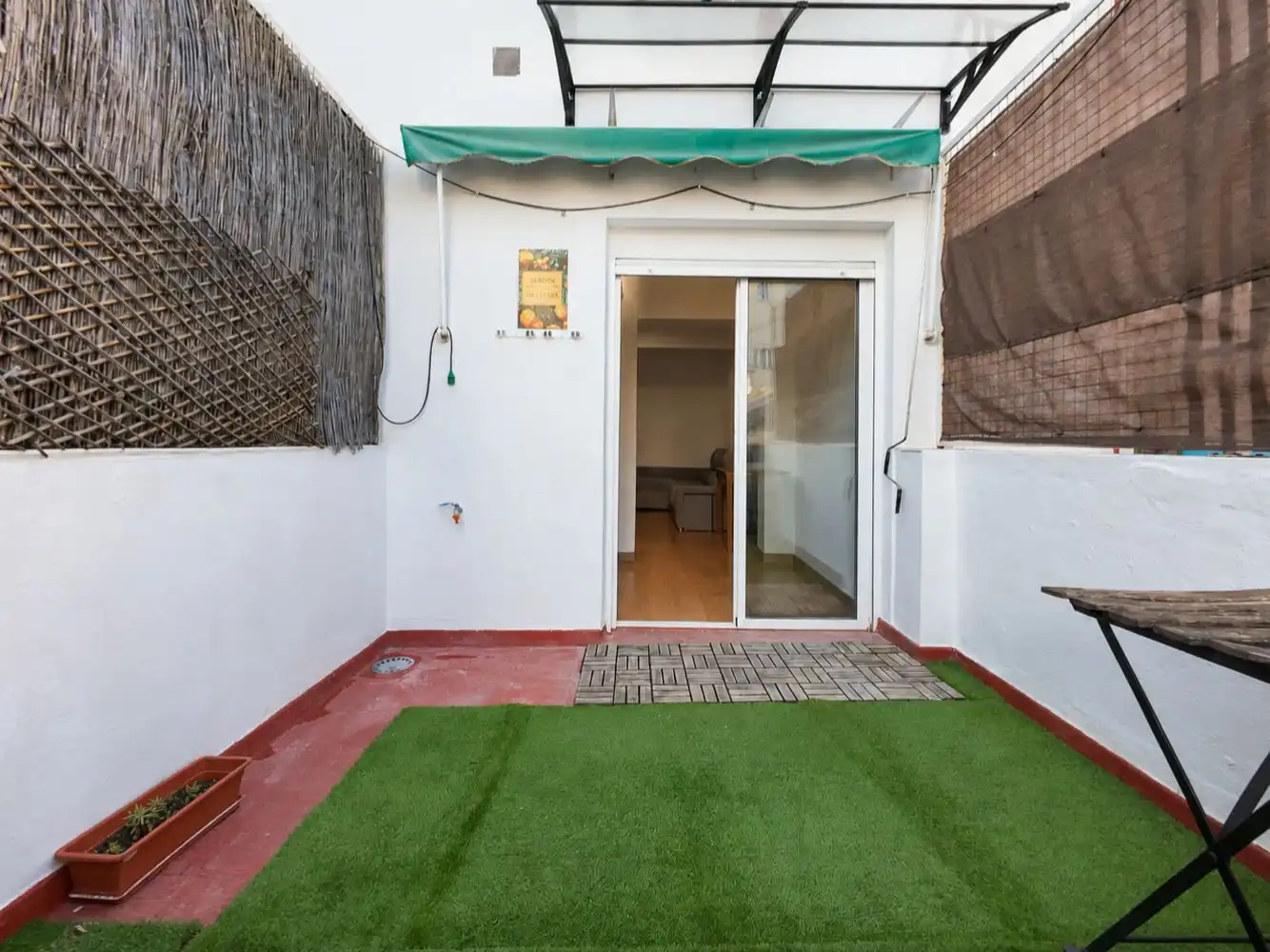 Balcony of Flat for rent in Madrid  with Air Conditioner, Heating and Parquet flooring