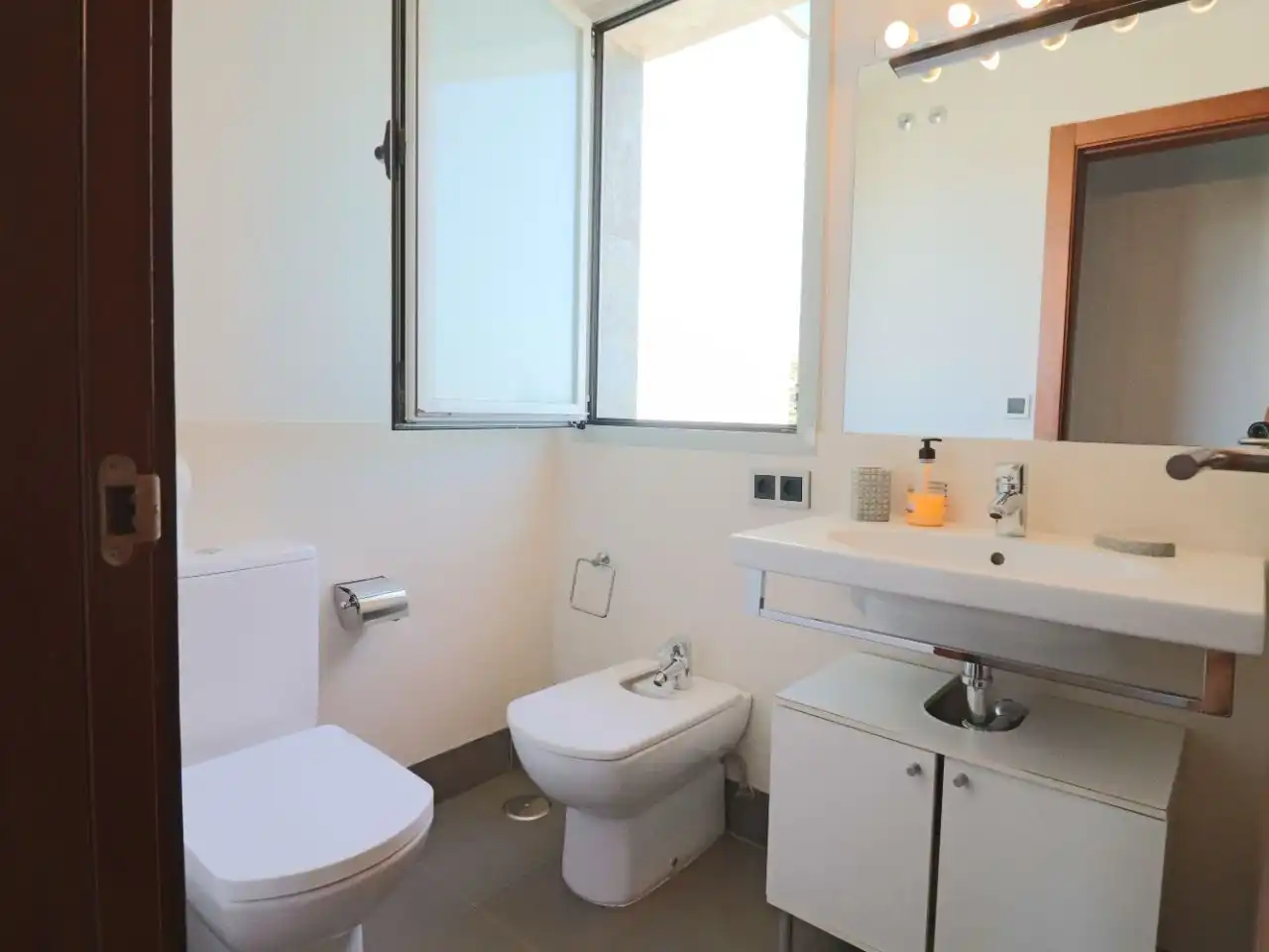 Piso en venta en Urbanizacion Nuevo Rompido Oeste, 13, El Rompido Baño de Piso en venta en El Rompido con Aire acondicionado, Terraza y Piscina