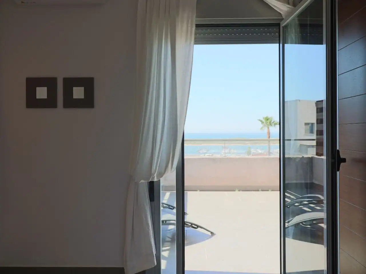 Piso en venta en Urbanizacion Nuevo Rompido Oeste, 13, El Rompido Habitación de Piso en venta en El Rompido con Aire acondicionado, Terraza y Piscina