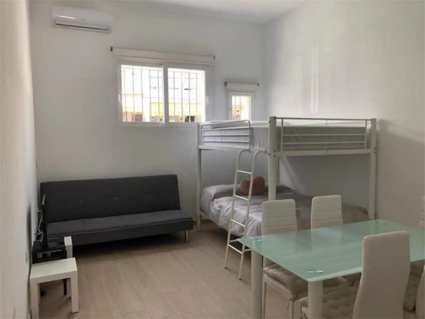 Wohnungen zum Verkauf in Montemar Schlafzimmer von Wohnungen zum Verkauf in Torremolinos