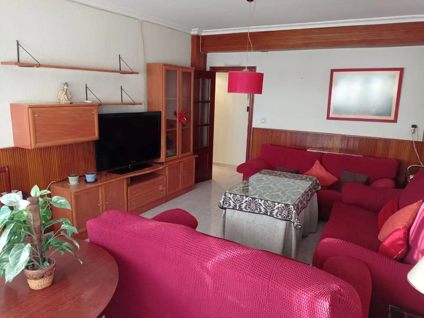 Room in Camino de Ronda, 136, Camino de Ronda Living room of Flat for share in Granada with Heating and Furnished