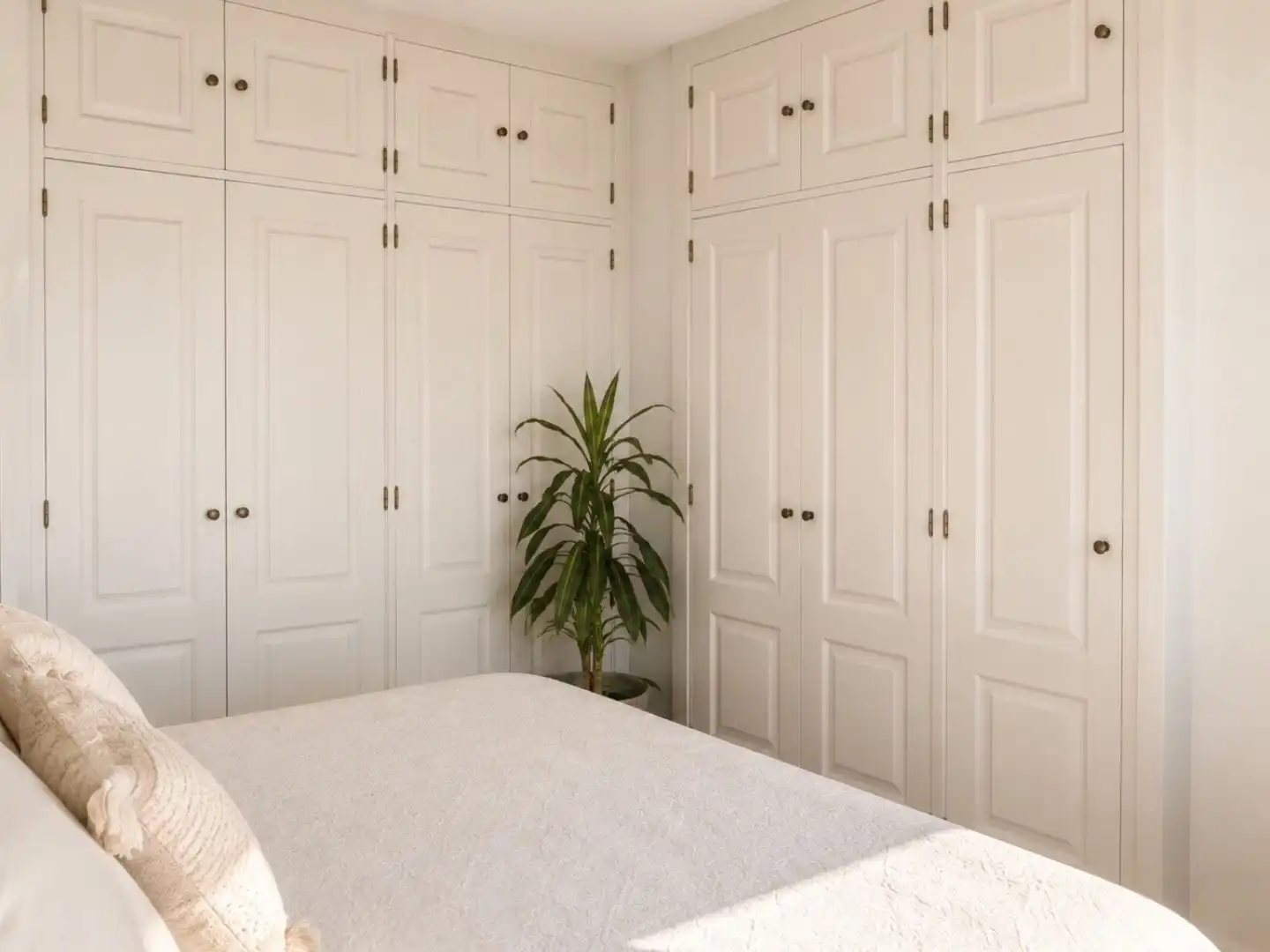 Wohnung zum Verkauf in Paseo Marítimo Ciudad de Melilla, 19, La Malagueta - Monte Sancha Schlafzimmer von Wohnung zum Verkauf in Málaga Capital mit Terrasse und Balkon