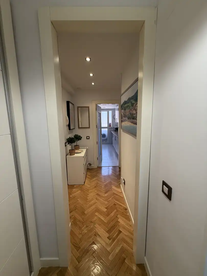 Flat for sale in Avenida de Arcentales, 67b, Rosas - Musas Flat for sale in Madrid Capital with Air Conditioner and Swimming Pool