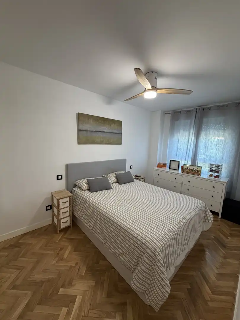 Flat for sale in Avenida de Arcentales, 67b, Rosas - Musas Bedroom of Flat for sale in Madrid Capital with Air Conditioner and Swimming Pool