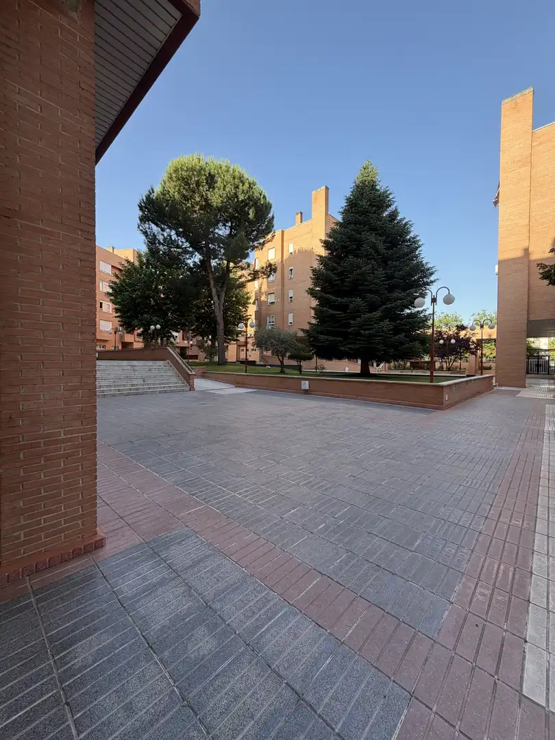 Flat for sale in Avenida de Arcentales, 67b, Rosas - Musas Exterior view of Flat for sale in Madrid Capital with Air Conditioner and Swimming Pool