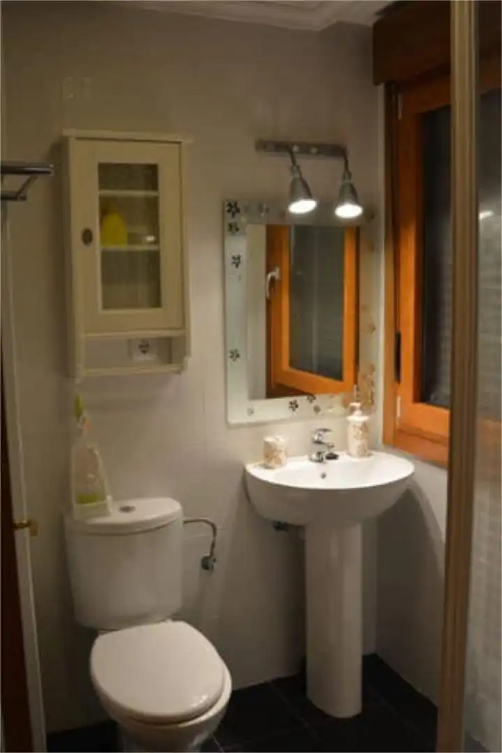 Bathroom of Flat for rent in Ribadeo  with Heating and Furnished