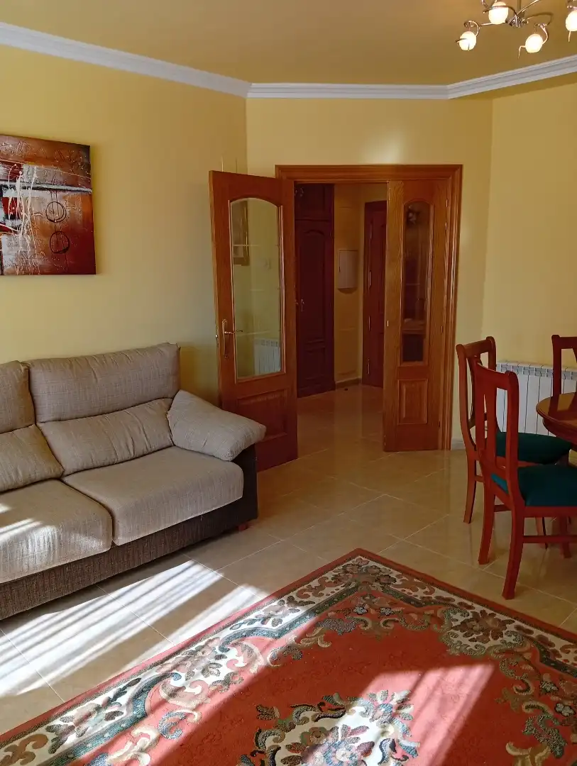 Piso en venta en Calle las Escuelas, 1, Entrena Sala de estar de Piso en venta en Entrena con Calefacción, Trastero y Amueblado