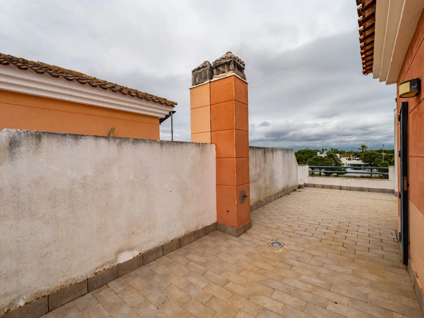 Casa adosada en venta en Calle Ãlmanzor, 19, Aljaraque Terraza de Casa adosada en venta en Aljaraque con Aire acondicionado y Balcón