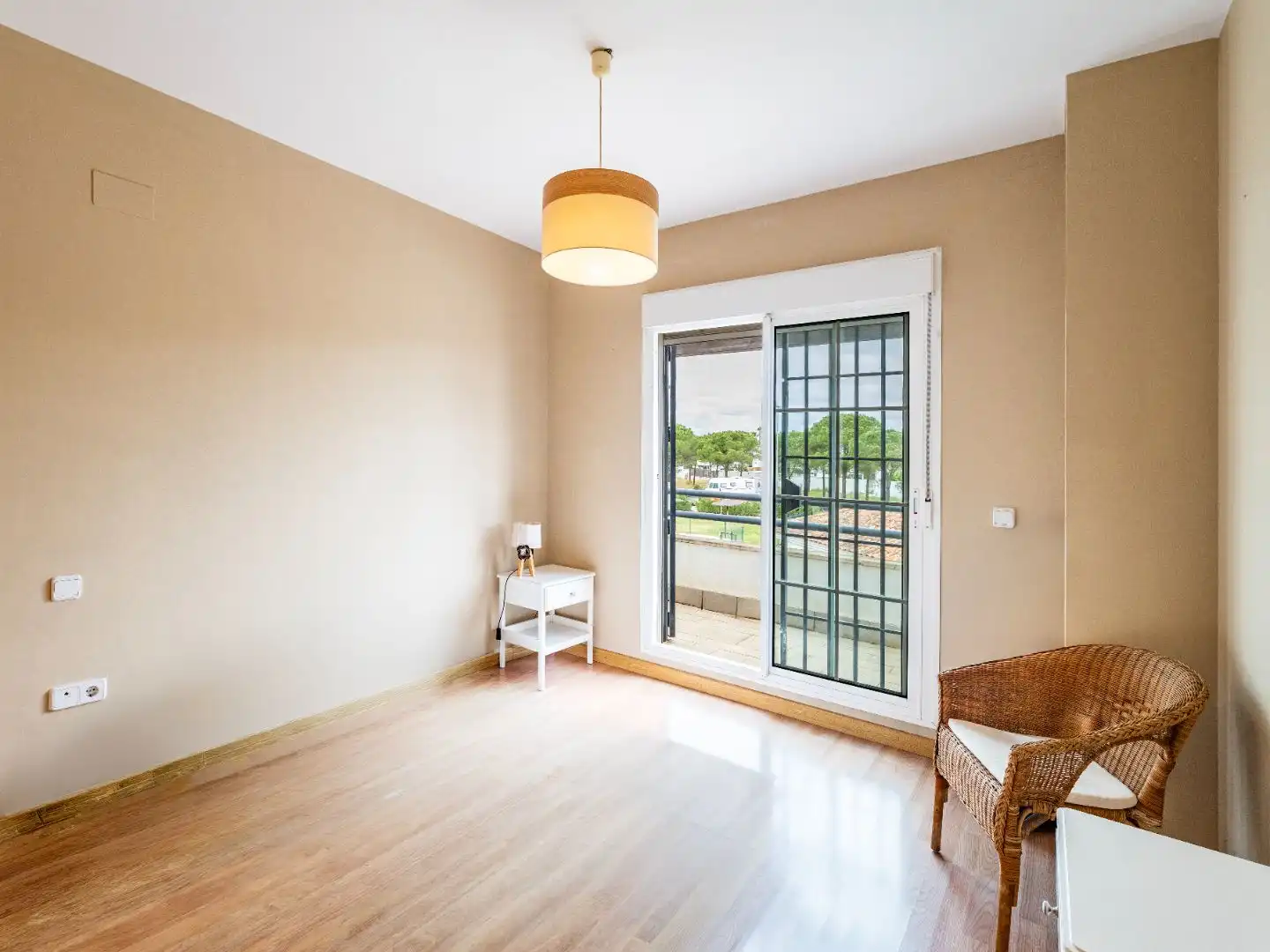Casa adosada en venta en Calle Ãlmanzor, 19, Aljaraque Terraza de Casa adosada en venta en Aljaraque con Aire acondicionado y Balcón