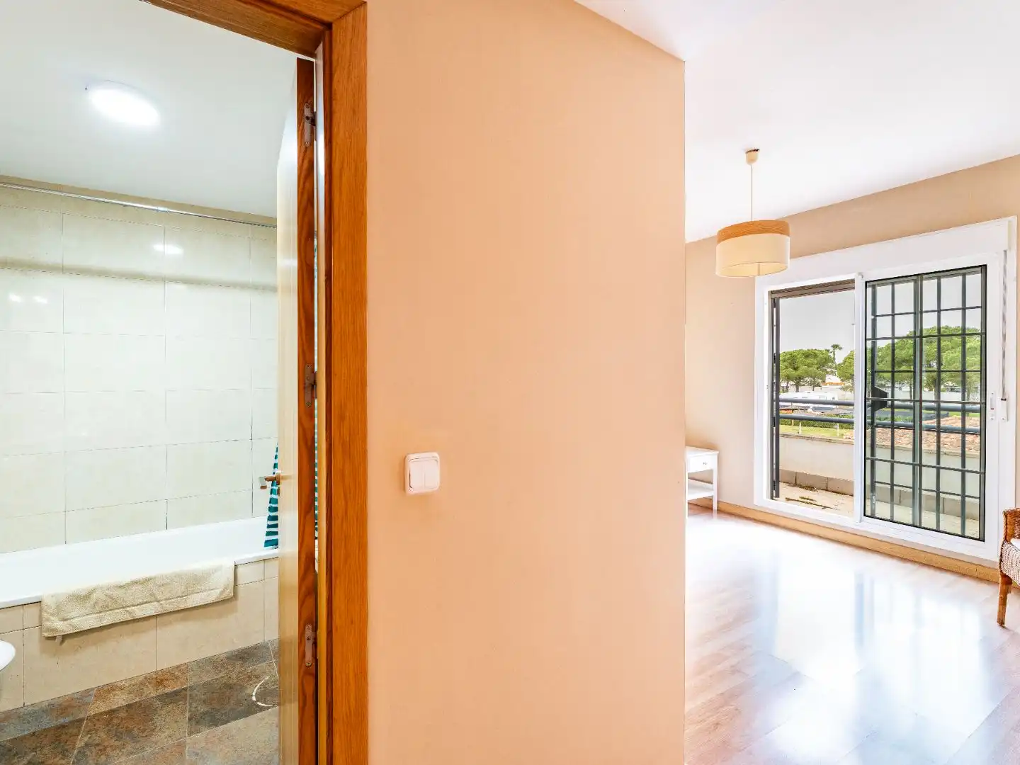 Casa adosada en venta en Calle Ãlmanzor, 19, Aljaraque Casa adosada en venta en Aljaraque con Aire acondicionado y Balcón