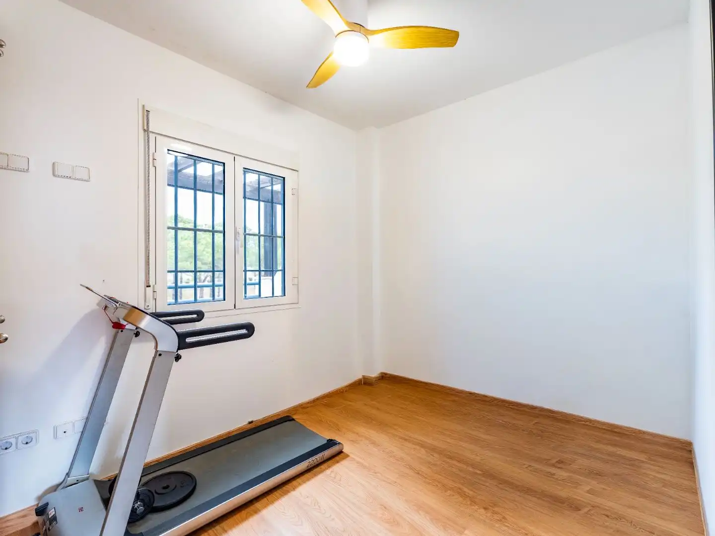 Casa adosada en venta en Calle Ãlmanzor, 19, Aljaraque Casa adosada en venta en Aljaraque con Aire acondicionado y Balcón