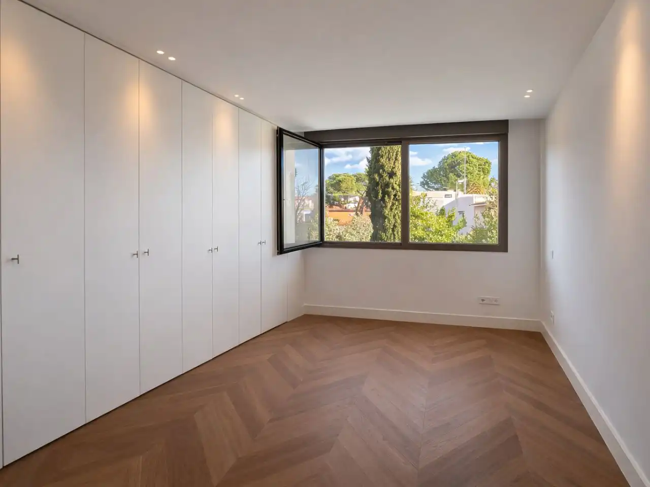 Wohnung zur Miete in Aravaca